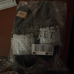 Brand new Victoria secret seamless slides